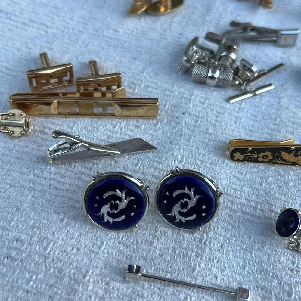 VTG cufflinks, and tie clips, 5 pair SWANK